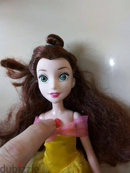 SHIMMERING SONG BELLE BEAUTY &The Beast Hasbro Musical doll=16$ 2
