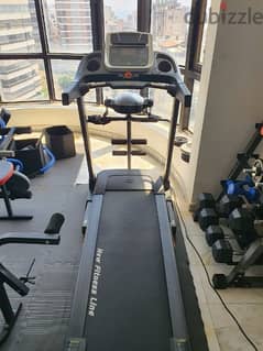 Treadmill like New 150 kg plus vibration machine plus inclination