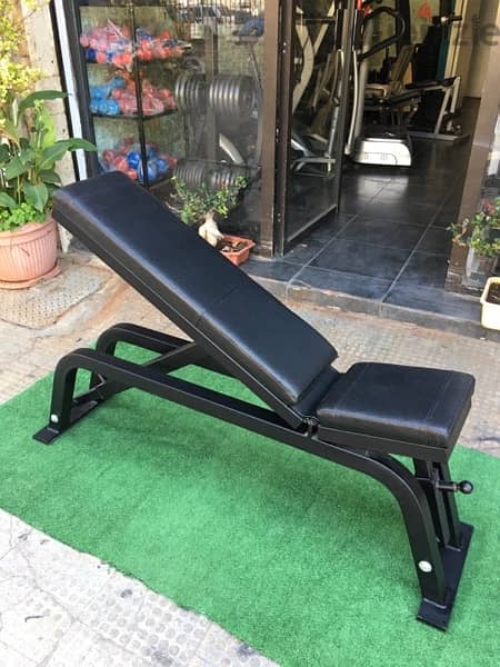 gym bench like new heavy duty very good quality 70/443573 RODGE 1