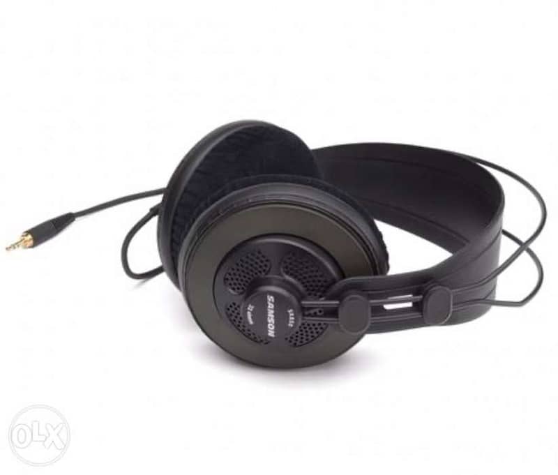 Samson SR850 professional headphones 2