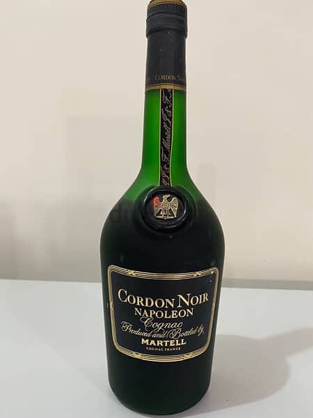 rare old bottle of cordon noir martell - Antiques & Collectibles