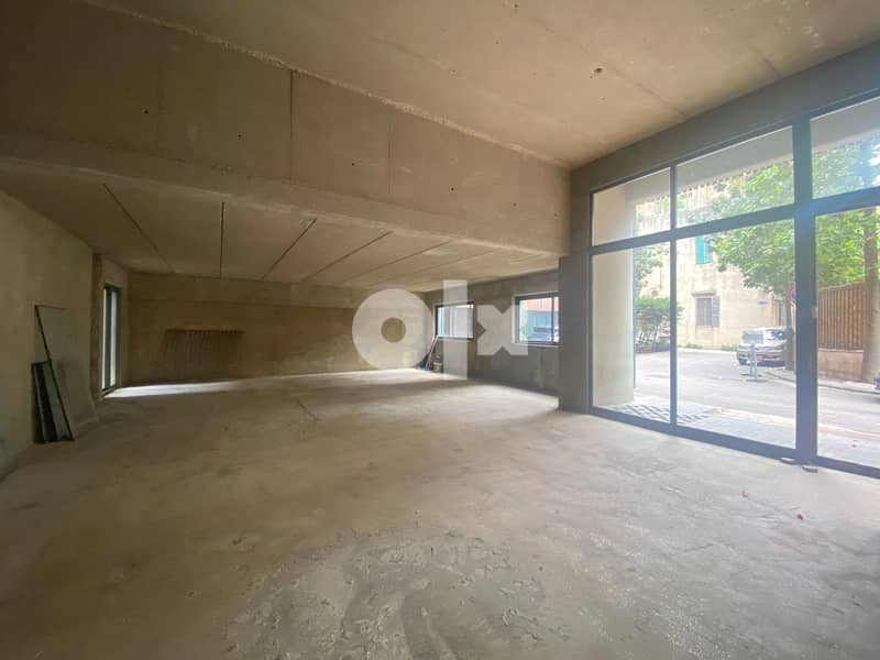 L09409-Open Space Office for Rent in Achrafieh 1