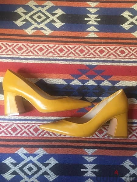 Zara leather yellow block heels 3