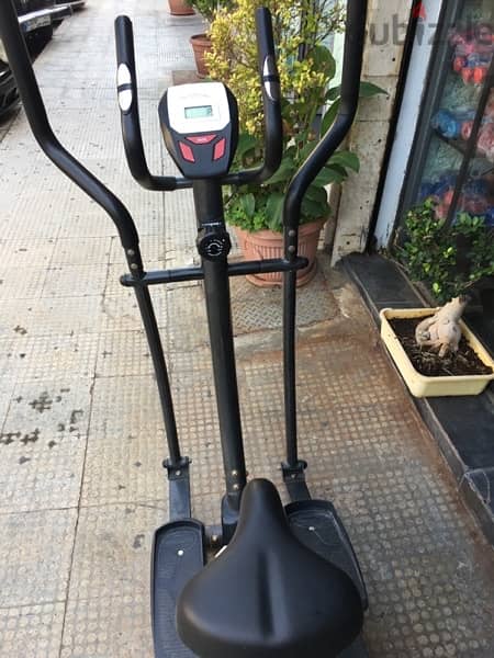 elliptical and Byke heavy duty like new 70/443573 RODGE 7