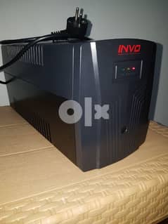 Invo (USA) UPS 1500VA  - 900 W 0