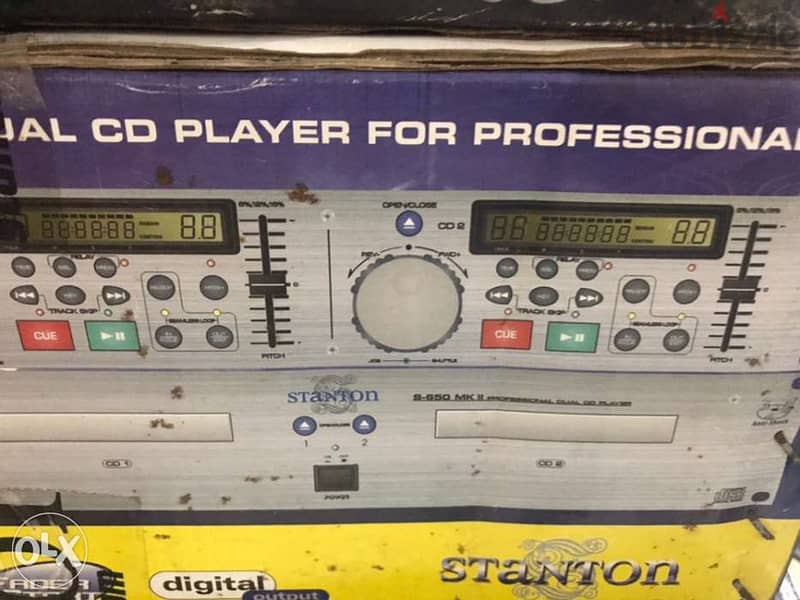 Stanton Twin CD with controller 650mk2 3