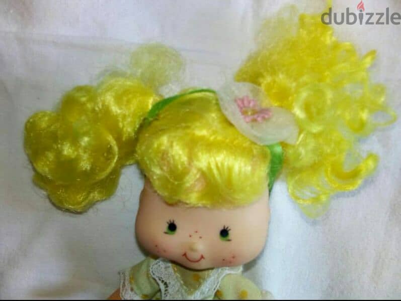LEMON MERINGUE from years 1980s small rare great doll=12$ 1