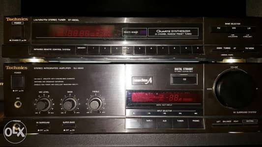 Technics stereo tuner and 2 Pioneer speakers