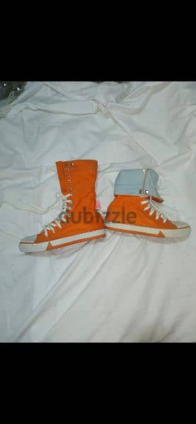 shoes chuck taylor converse only size 40. worn once 2