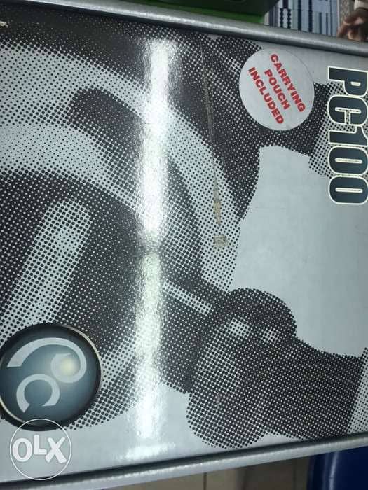 pro headphones PC100 Pickering USA w pouch 2