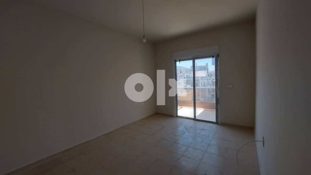 L09458-Apartment for Sale In Blat With A Beautiful View 5