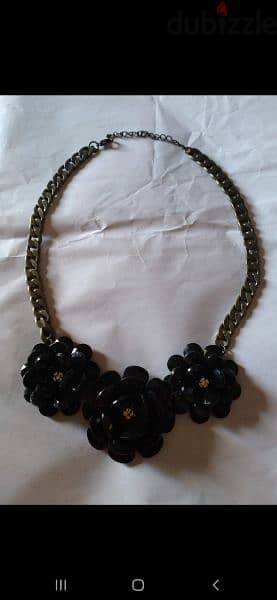 necklace 3 black Roses necklace high quality  1=7$ or 3=15$ 2