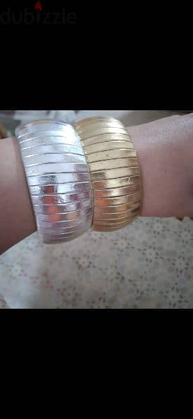 bracelet real leather 2 coloursاساور جلد لونين 9