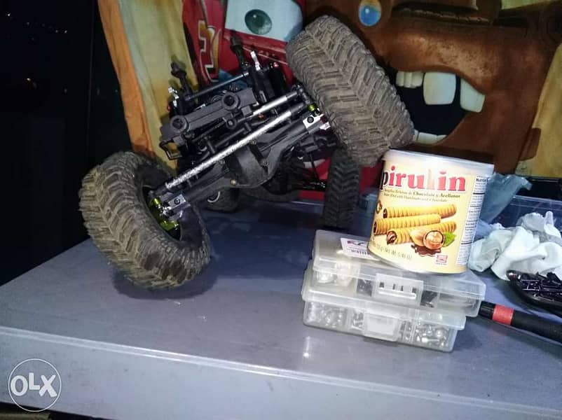 Axial spare parts and rc crawlers 6