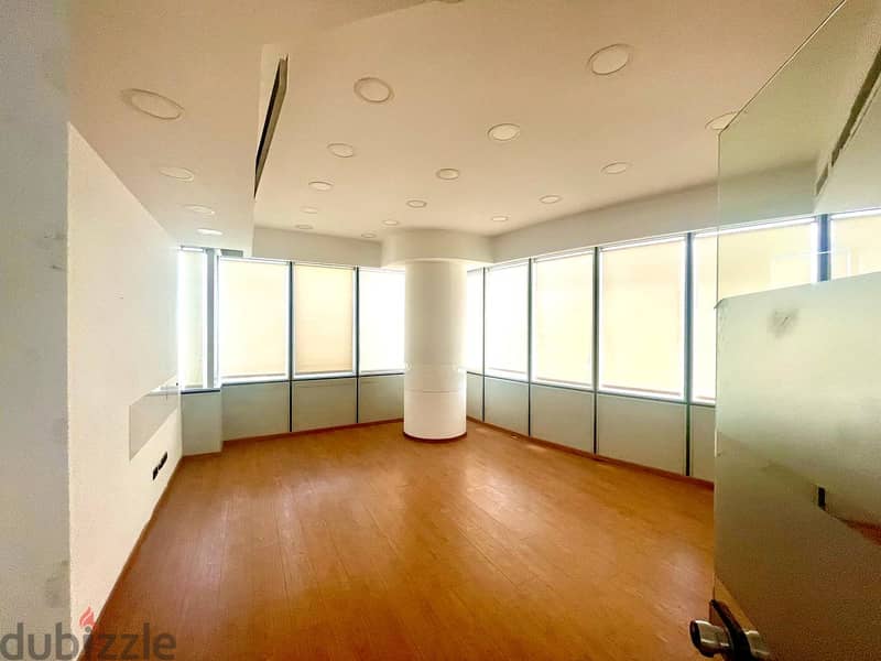 JH22-956 Office suit 350m for rent in Sin l Fil 2
