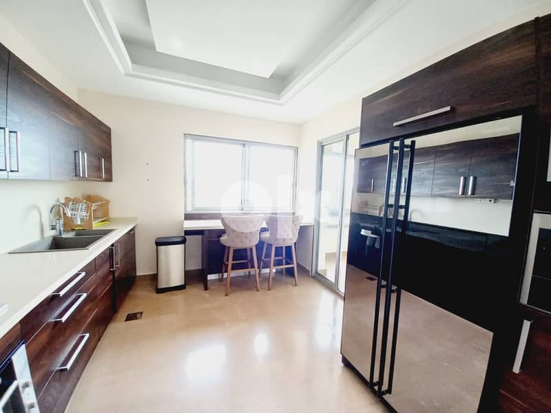 AH22-959 Apartment for rent in Beirut, Ashrafieh, 235m2, $1800 cash 2