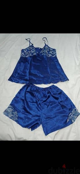 pyjama satin 3 colours m to xxL 1=7$ or 3= 15$ 2