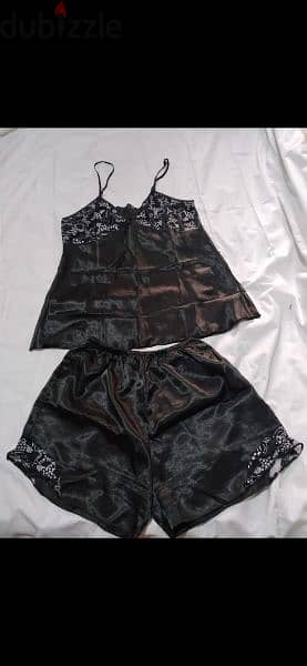 pyjama satin 3 colours m to xxL 1=7$ or 3= 15$ 9