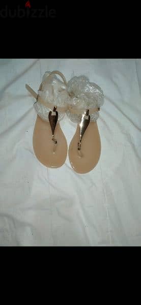 shoes sandals za7ef lon nude 39/40 bas  1=7$ or 3=15$ 4