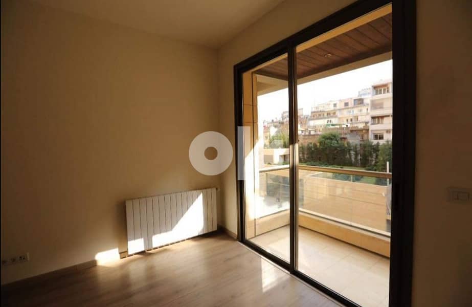 L07455 - Spacious modern apartment for rent in Achrafieh 5