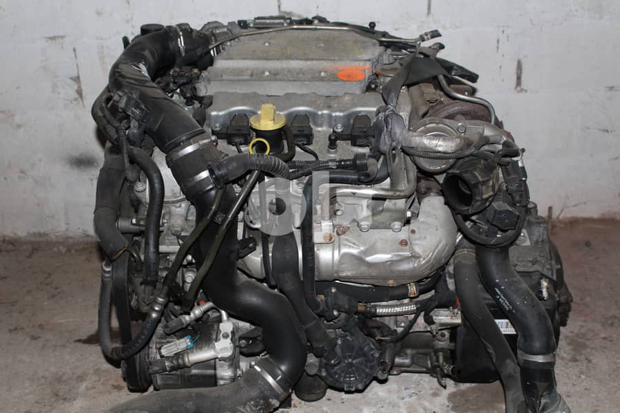 Saab engine V6 Turbo            قطع سيارات مستعملة صعب 0