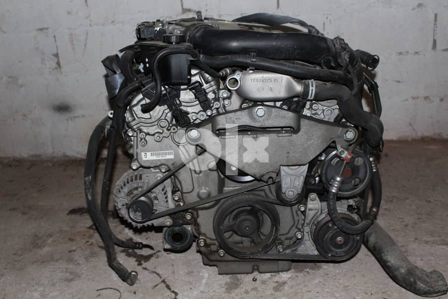 Saab engine V6 Turbo            قطع سيارات مستعملة صعب 3