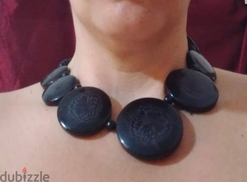 necklace purple or black 3