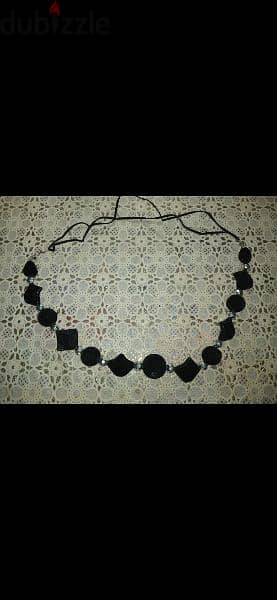 necklace mokhmal 3a2ed zaite aw aswad 1
