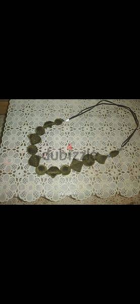 necklace mokhmal 3a2ed zaite aw aswad 7