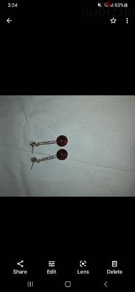 pick 3 earrings for 3= 10$ 9