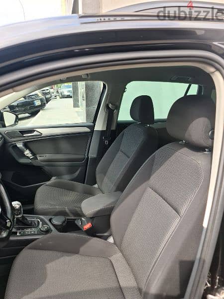 Volkswagen Tiguan Model 2018 Black Kettaneh Source Like New 6
