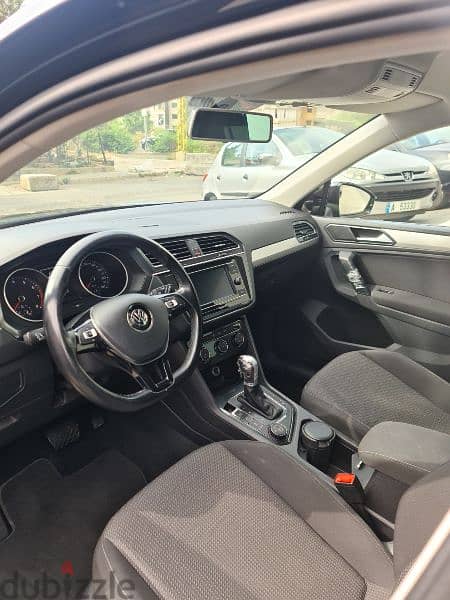 Volkswagen Tiguan Model 2018 Black Kettaneh Source Like New 7