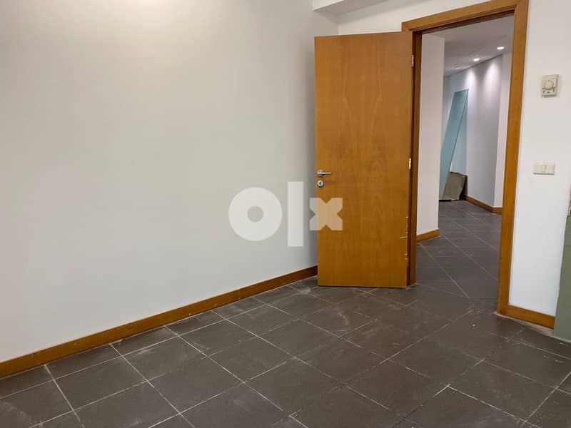 L09504-Office for Rent in A Prime Location Achrafieh 3