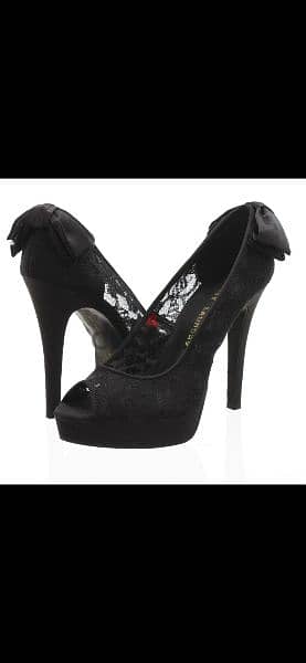 high heels Chinese Laundry size 39/40 worn once 1