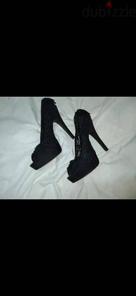 high heels Chinese Laundry size 39/40 worn once 9