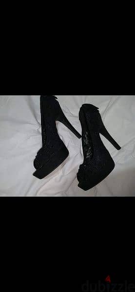 high heels Chinese Laundry size 39/40 worn once 10