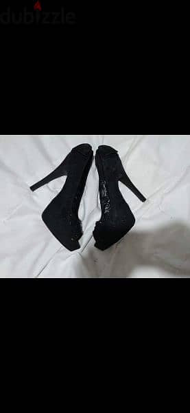 high heels Chinese Laundry size 39/40 worn once 11