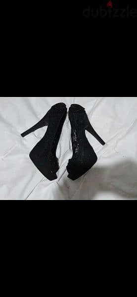 high heels Chinese Laundry size 39/40 worn once 14