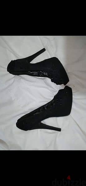 high heels Chinese Laundry size 39/40 worn once 17