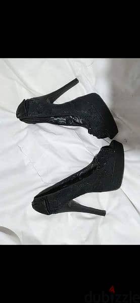 high heels Chinese Laundry size 39/40 worn once 18