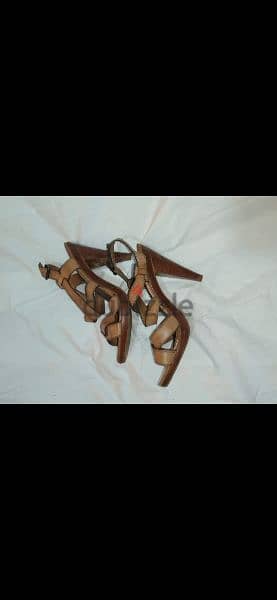 sandals 2 models real leather wood heels 39/40 used once each 2