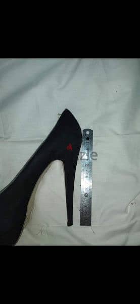 black suede high heels 39/40 worn twice 10