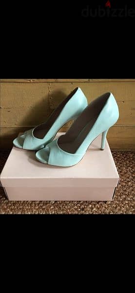 Shoes BCBG green shoes 39/40 worn once 7