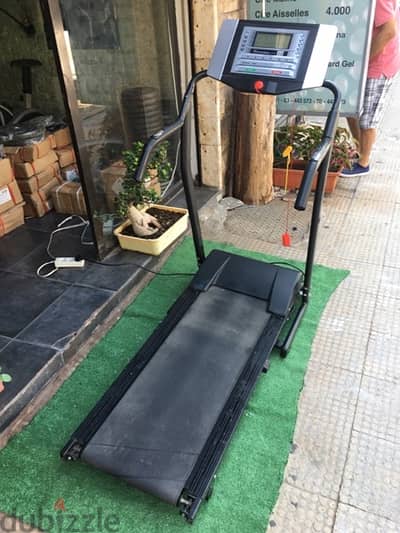 treadmill like new we have also all sports equipment 70/443573 RODGE