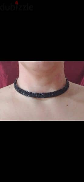 necklace choker black 2=10$ sequined or green army 1