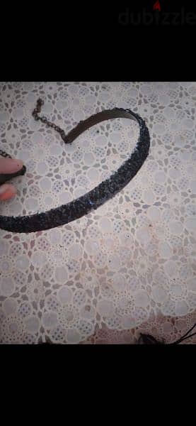 necklace choker black 2=10$ sequined or green army 12