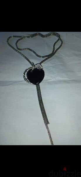 necklaces 1 piece of each item 2= 17$ 11