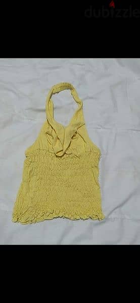 top halter neck top any 3=15$ 4