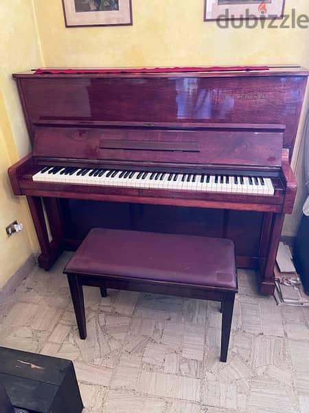 Yamaha Upright Piano 0