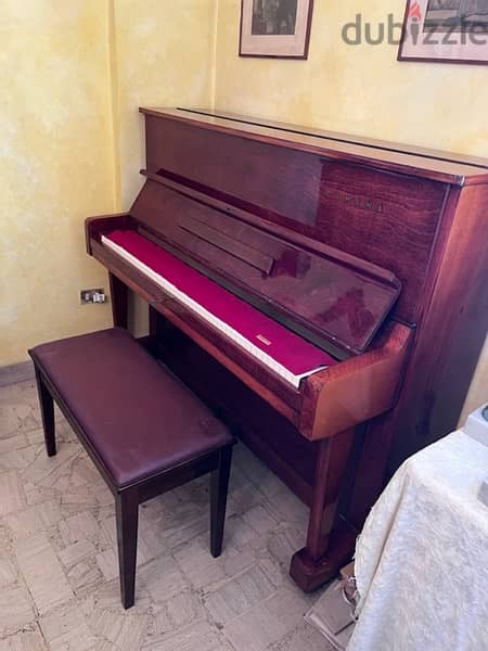 Yamaha Upright Piano 1
